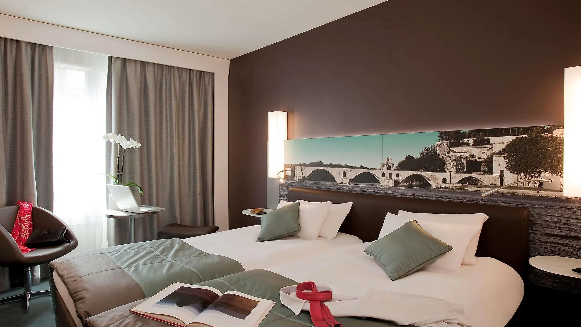 Mercure Pont D'Avignon Centre Szálloda
